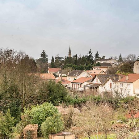Le Ambroise - T3 Spacieux Et Calme Avec Parking Gratuit Bergerac Exterior photo